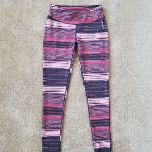 Cute Reebok Workout Leggings Size M